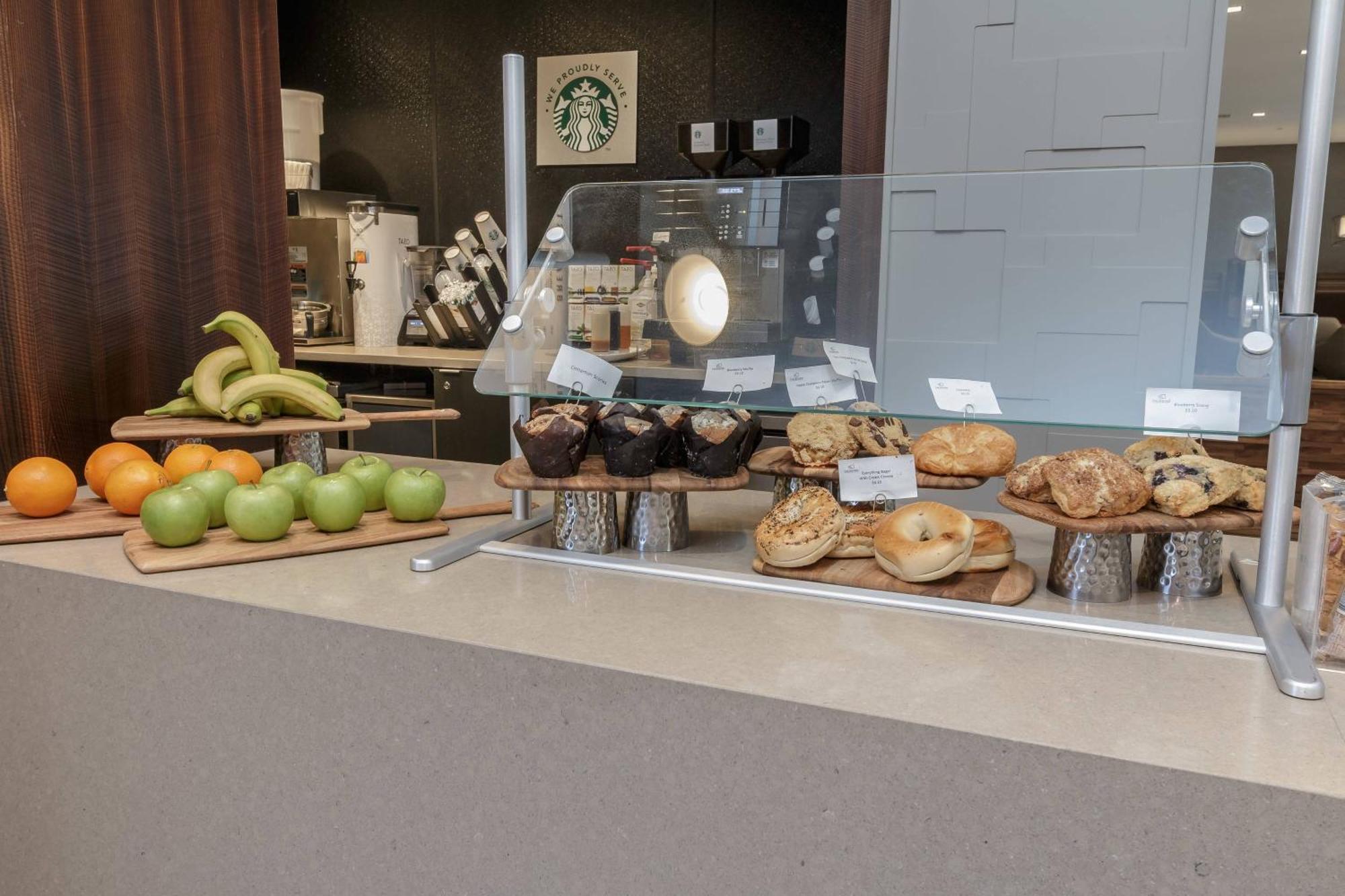 Отель Courtyard By Marriott South Bend Downtown Экстерьер фото